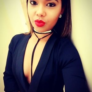 Meet your Posher, Yaho